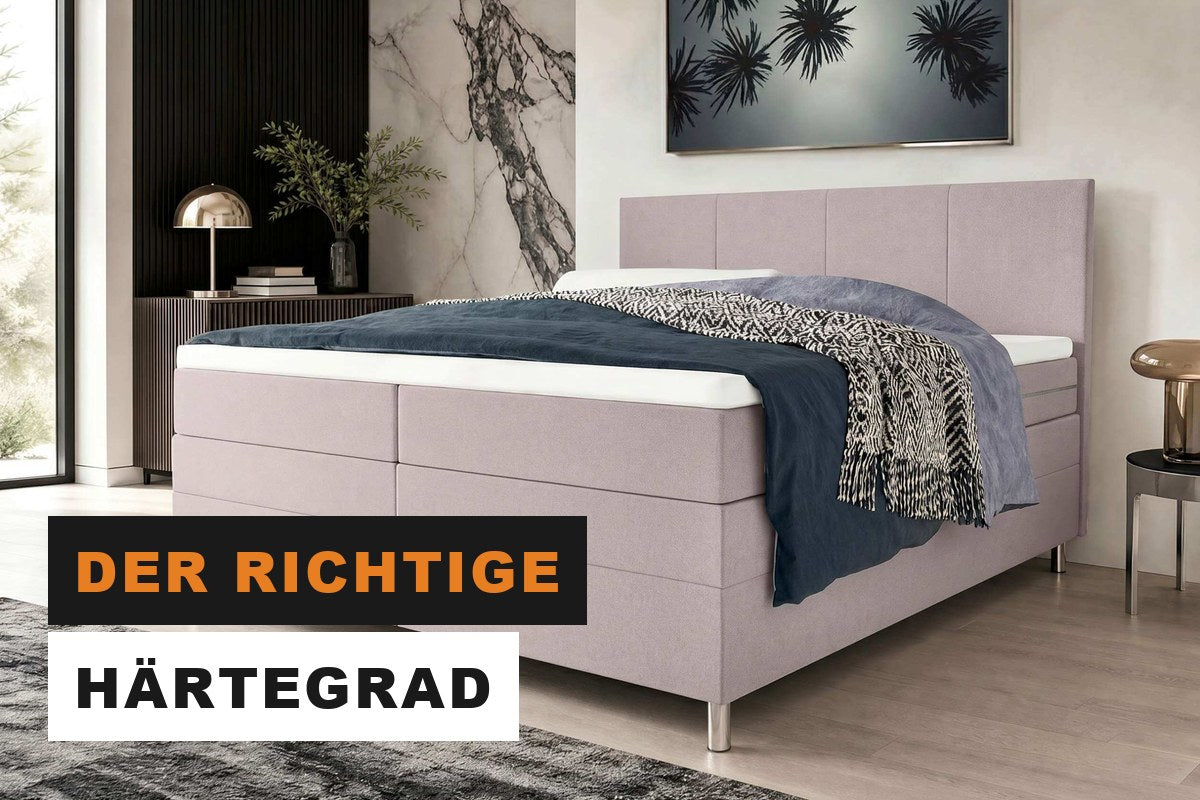 Boxspringbett in Rosé mit Topper und hohem Kopfteil im Schlafzimmer