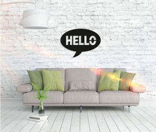 Metall Wandbild "Hello" – Trendige Wandkunst für Wohnzimmer